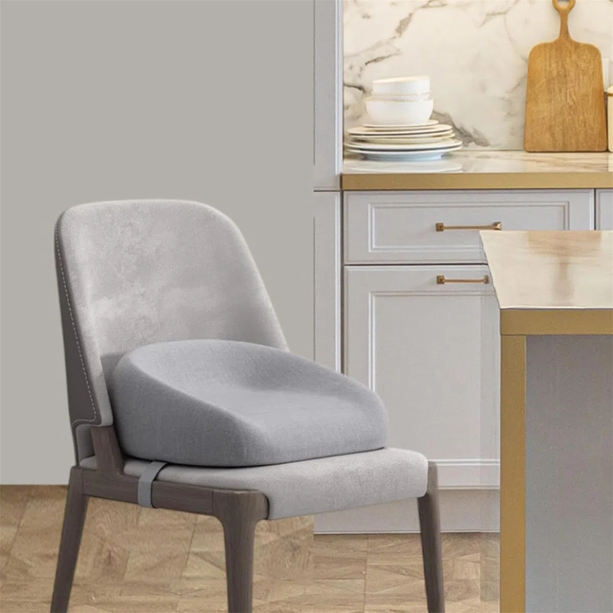 Chickwin Asiento Elevador Niños para la Mesa, Alzador Silla para Niños Comer Portátil Desmontable Elevador Cojín de Asiento con 2 Hebillas de Seguridad Correas (35 * 38 * 6cm,Azul)
