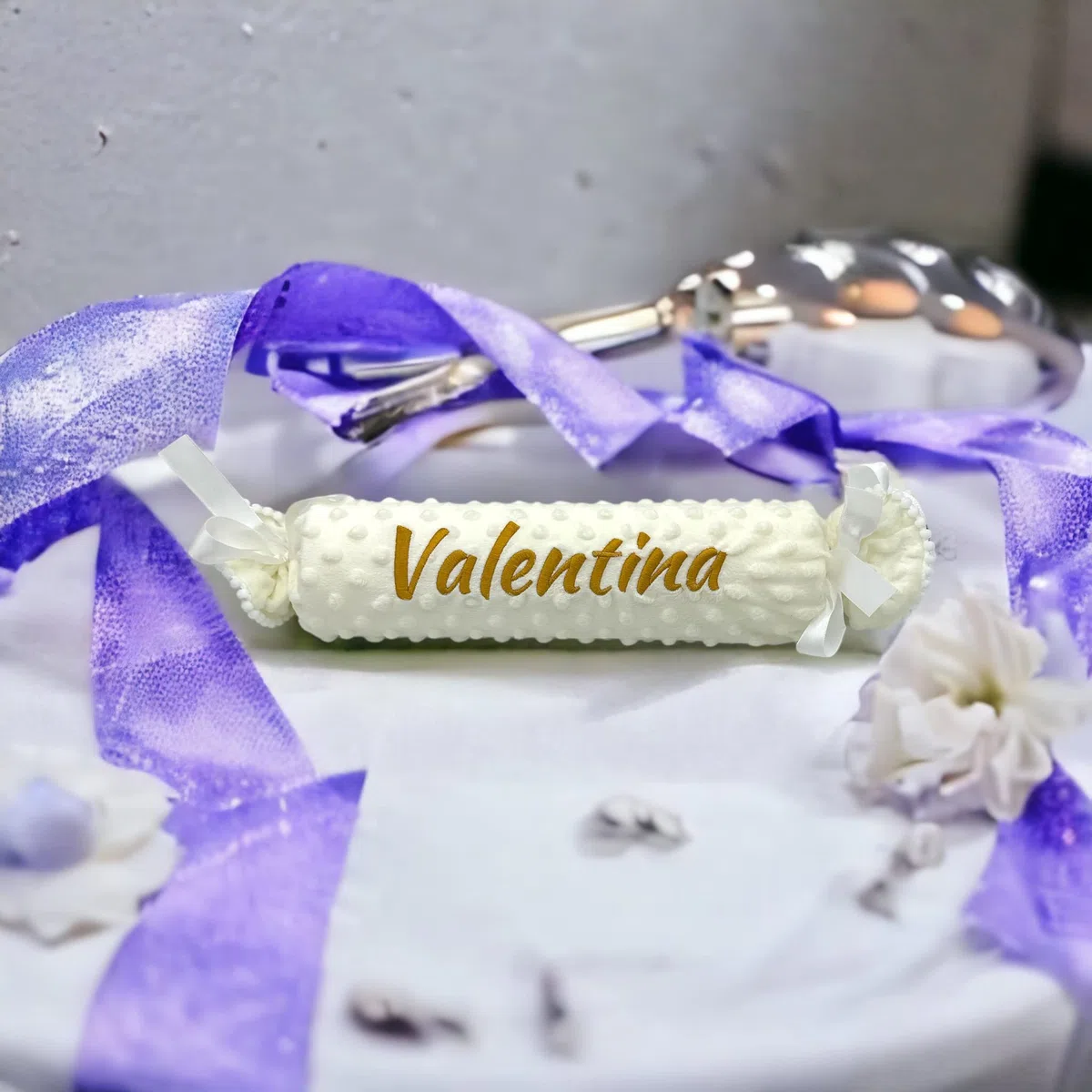 variouss Cojin Antivuelco Personalizado para bebé Recien Nacido, Personalizado con su Nombre Bordado. (Beige)