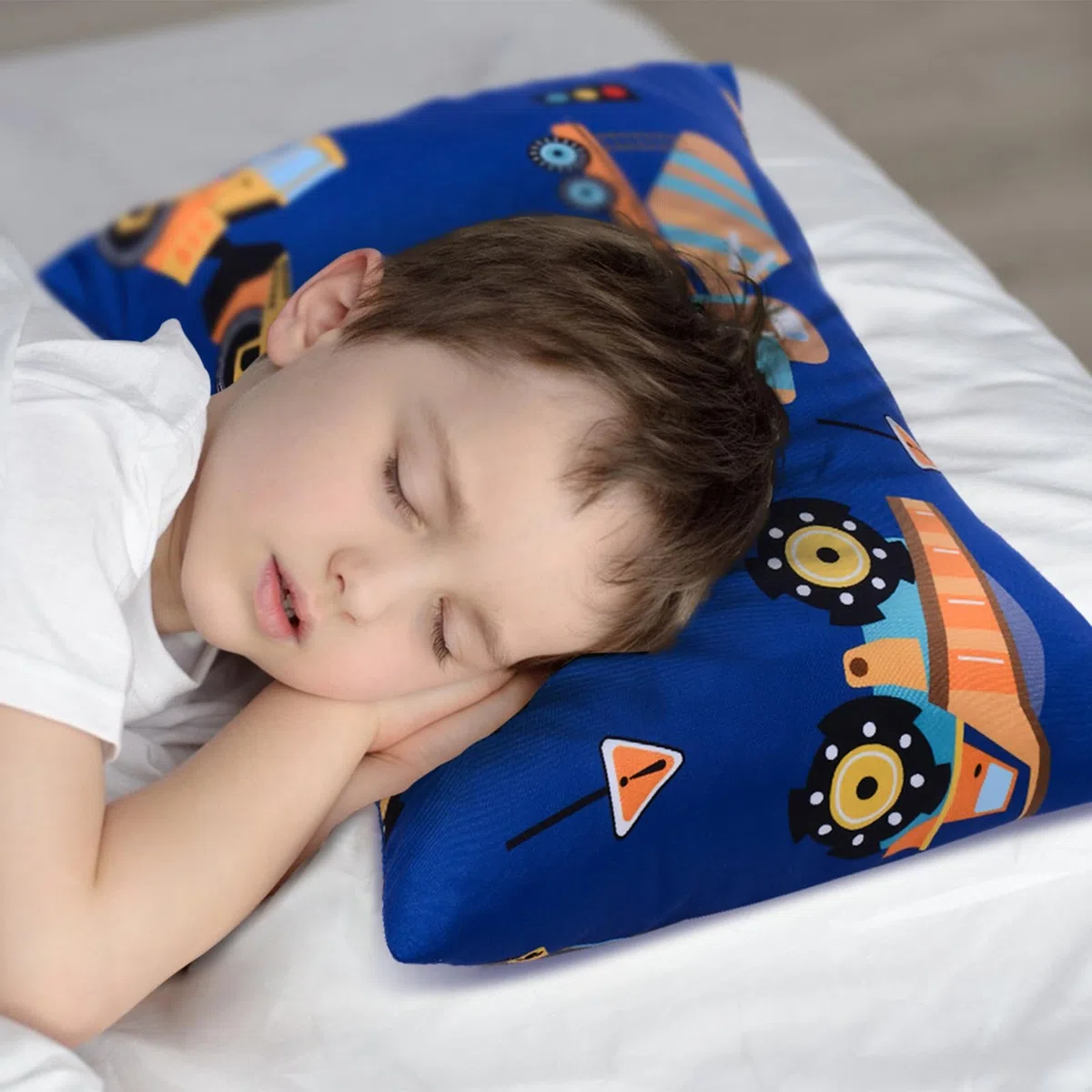 JISEN Fundas de almohada para niños pequeños de 33 x 46 cm, 30 x 40 cm, 35 x 48 cm, funda de almohada de bebé con vehículo de ingeniería, paquete de 2 fundas de almohada pequeñas para almohada de