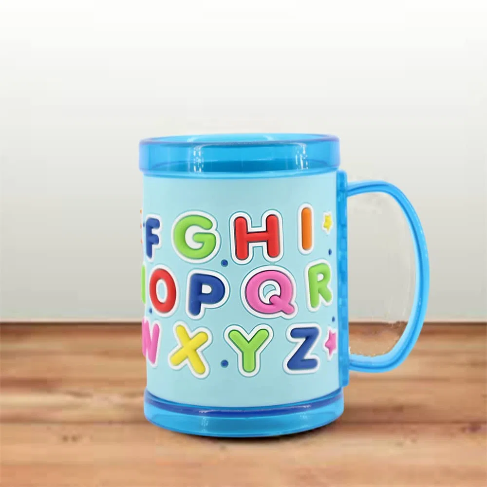 PLUS HOME Taza con nombre personalizado para niñ@,100% a prueba de fugas, sin BPA, 350 ml, para guardería, colegio, viajes y deporte (Nicolas)
