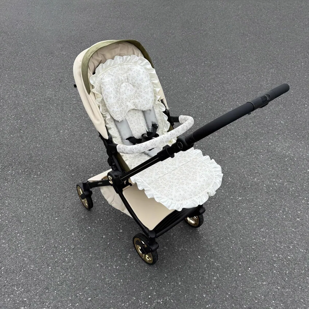 Almohadilla de refrigeración para cochecitos, tela de seda de hielo, funda para reposabrazos, alfombrilla para reposacabezas para uso diario, accesorio de viaje, protector de asiento para cochecitos