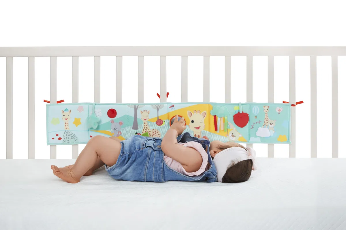 Sophie la Girafe - Libro Desplegable Reversible - Desde el Nacimiento
