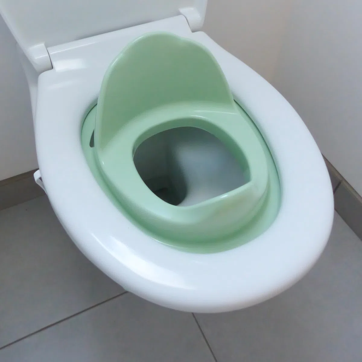 THERMOBABY – Reductor de inodoro LUXE – Higiene para bebés – Fabricado en Francia – Verde Celadón
